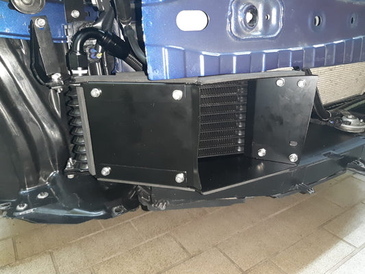 GreenFuchs | 10 Reihen Ölkühler mit Thermostat & Luftleitblechen | GR86 & BRZ II