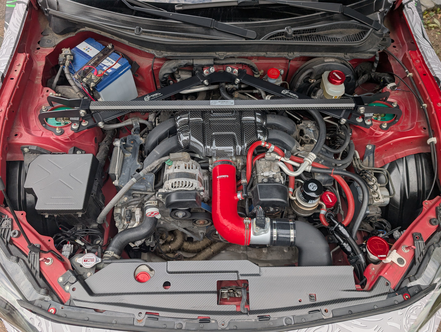 GreenFuchs | Vollcarbondomstrebe vorne/hinten Octagonstyle | GT/GR 86 & BRZ I/II