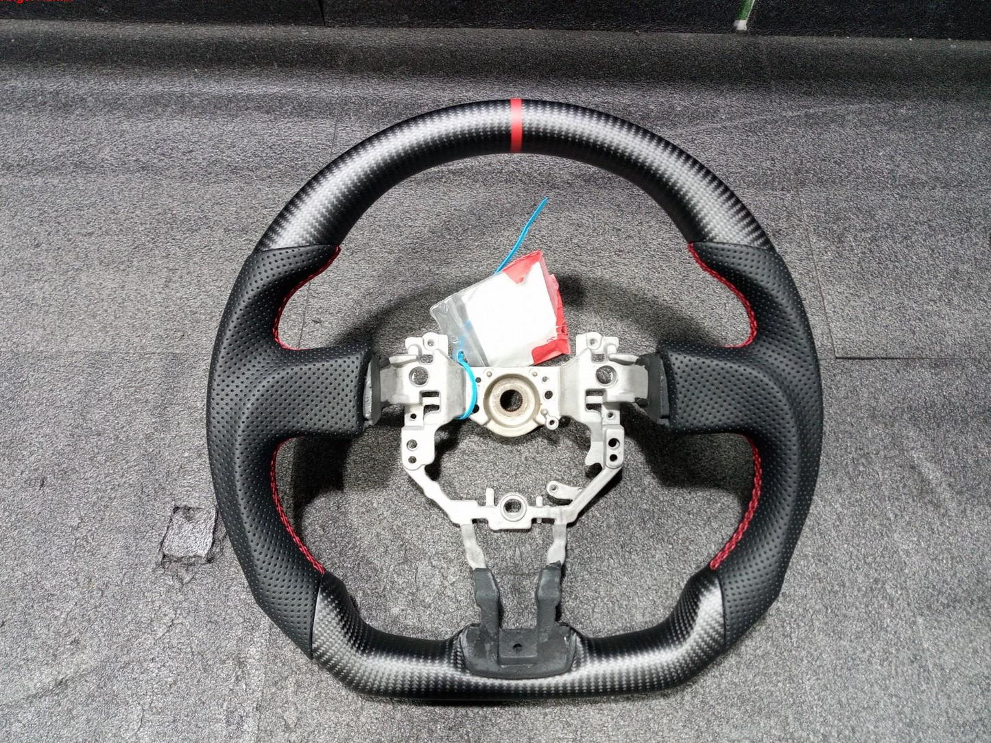 GreenFuchs | Carbon Lenkrad | GT86 & BRZ I