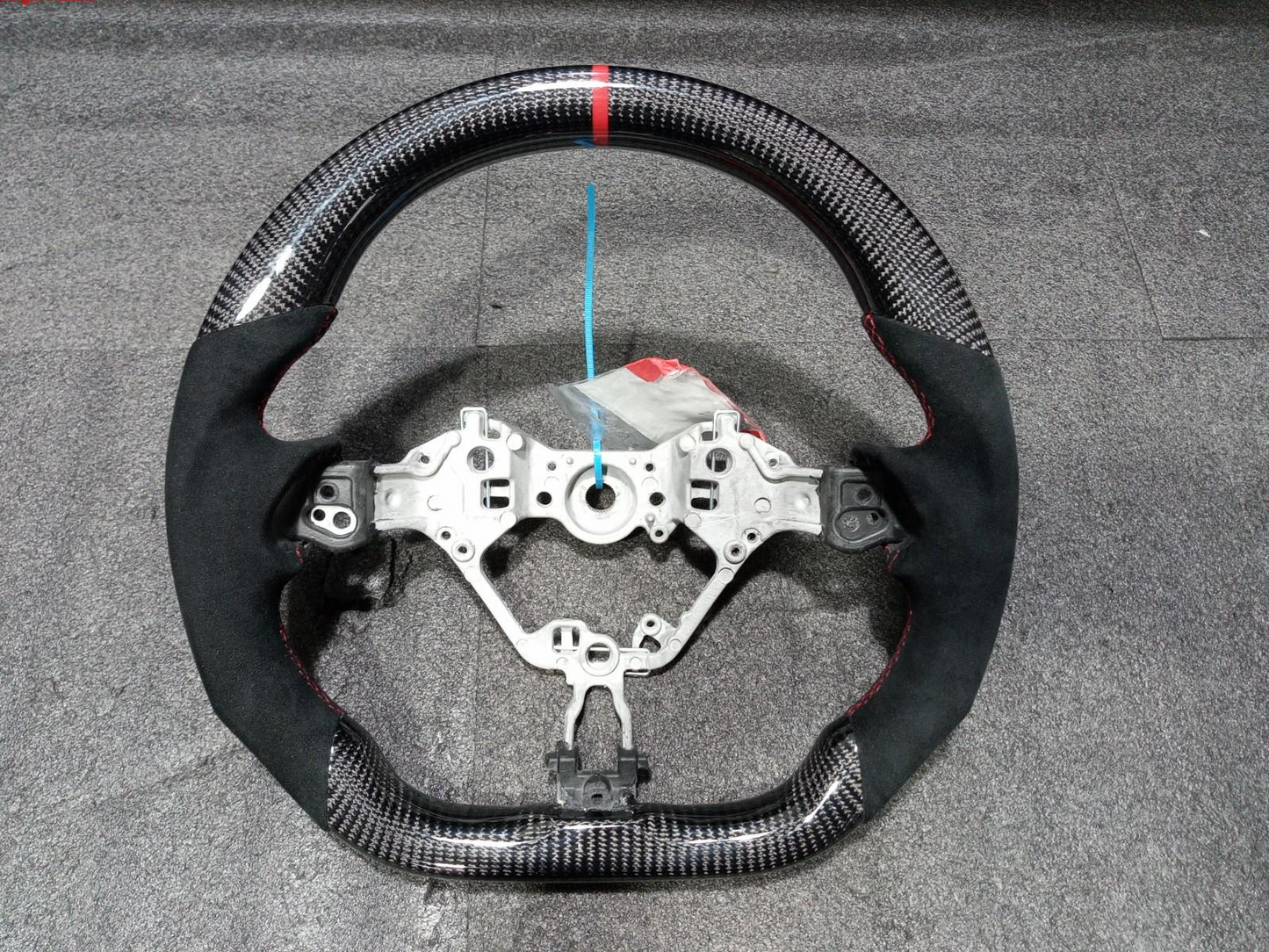 GreenFuchs | Carbon Lenkrad | GT86 & BRZ I