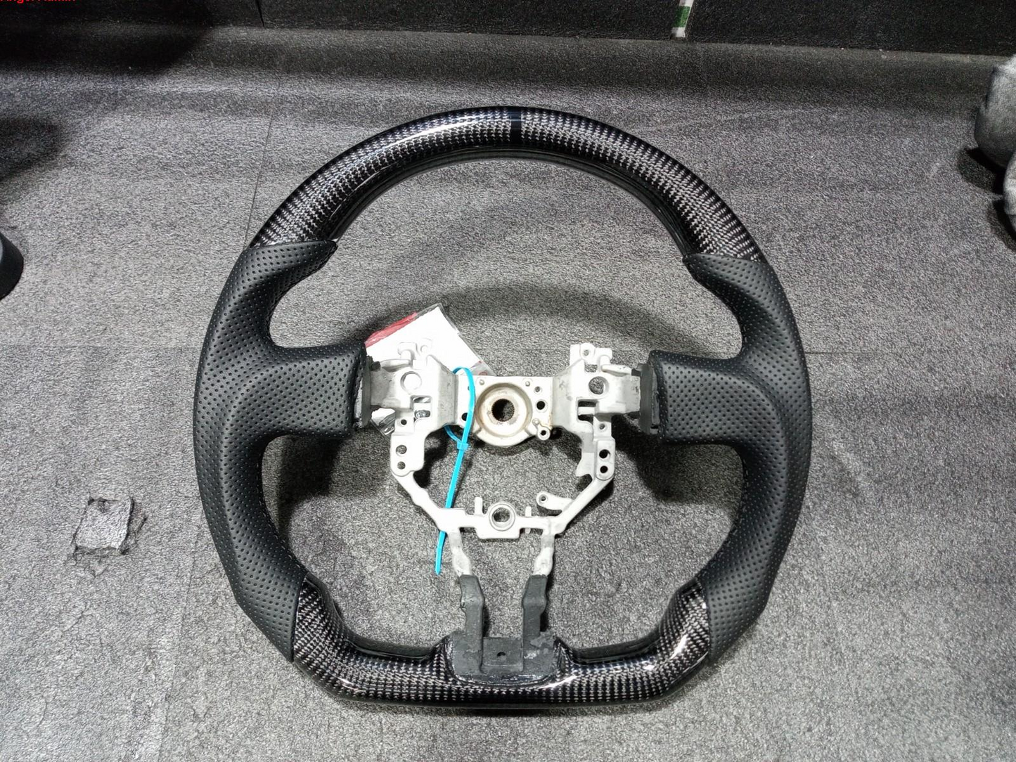 GreenFuchs | Carbon Lenkrad | GT86 & BRZ I